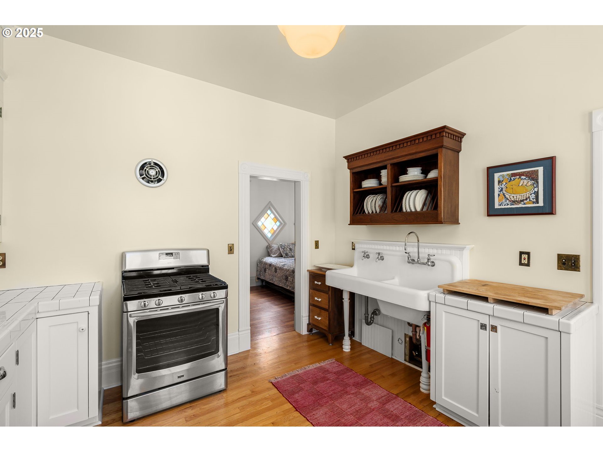 704 3rd Avenue Mosier, OR 97040 - Photo 18 of 48