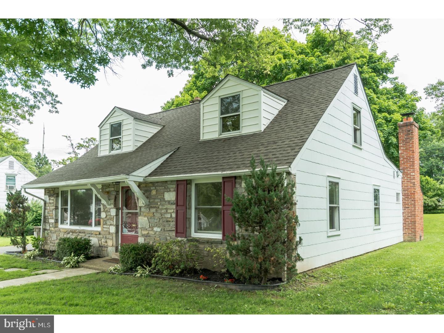 410 Suffolk Road Flourtown, PA 19031 - Photo 2 of 21