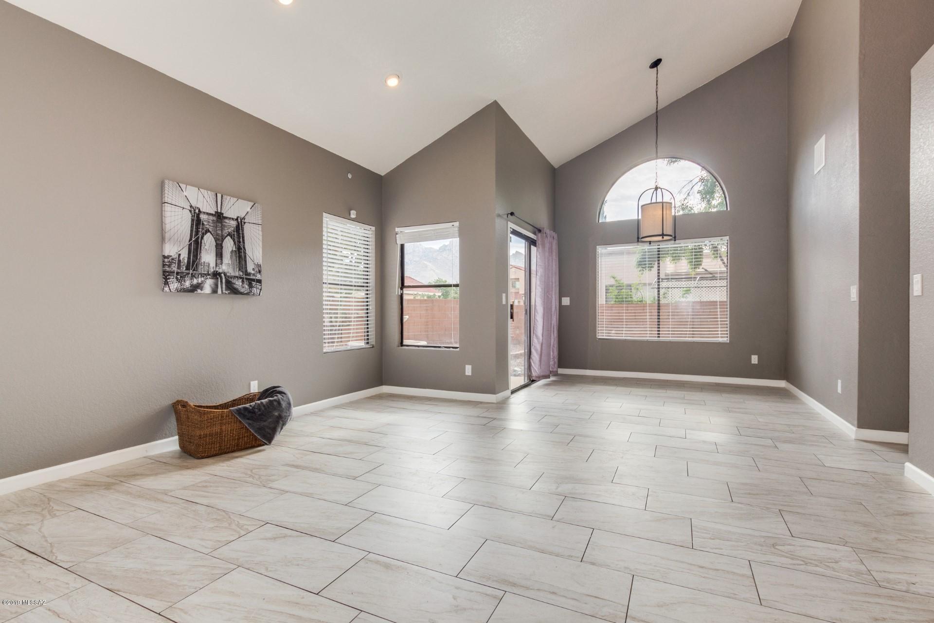 661 West Kidd Place Tucson, AZ 85737 - Photo 5 of 21