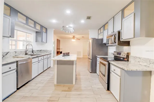 $2,400 | 12493 Southeast 83rd Terrace, Belleview, FL 34420