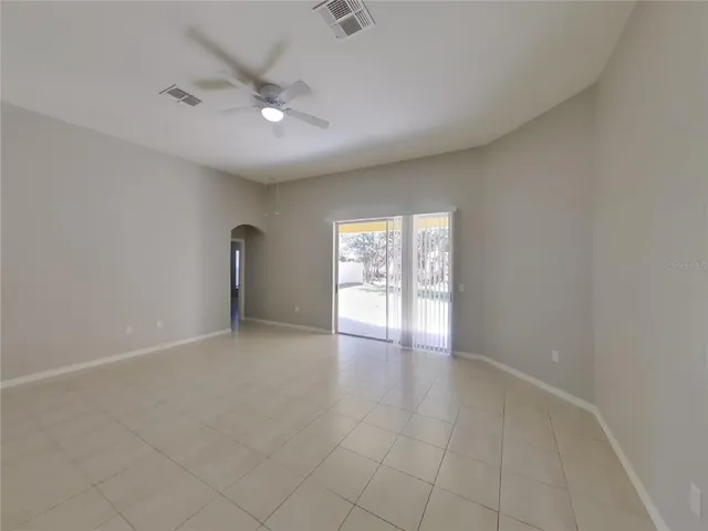 $2,039 | Undisclosed Address, Spring Hill, FL 34609