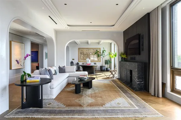 $7,495,000 | 4205 Buena Vista Street, Unit 302, Dallas, TX 75205