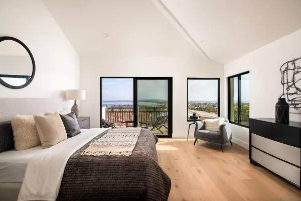 $3,875,000 | 2481 La Marque Street, San Diego, CA 92109