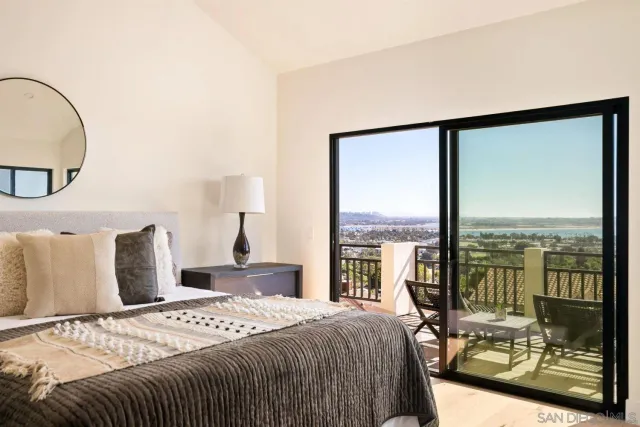 $3,875,000 | 2481 La Marque Street, San Diego, CA 92109