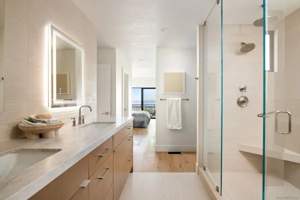 $3,875,000 | 2481 La Marque Street, San Diego, CA 92109