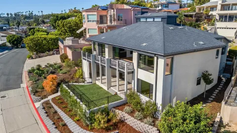 $3,575,000 | 2481 La Marque Street, San Diego, CA 92109