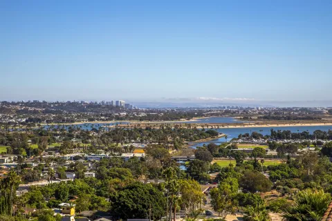 $3,575,000 | 2481 La Marque Street, San Diego, CA 92109