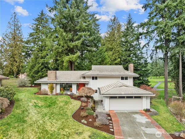 $800,000 | 17101 146th Avenue Southeast, Renton, WA 98058