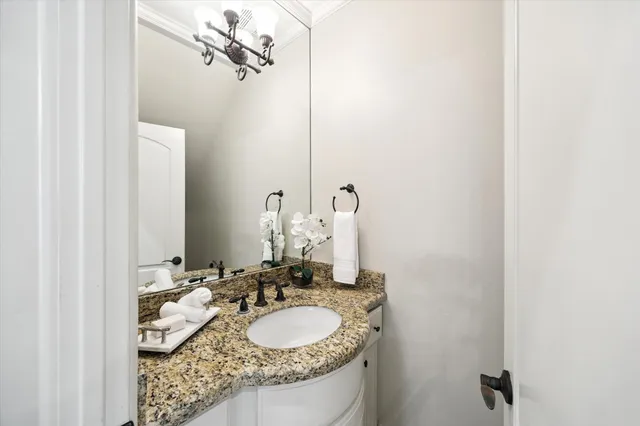 $980,000 | 2145 Fairview Street, Houston, TX 77019