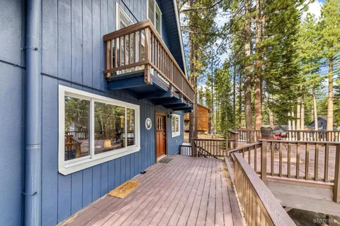 $689,000 | 1586 Crystal Air Drive, South Lake Tahoe, CA 96150