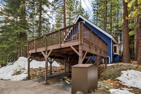 $689,000 | 1586 Crystal Air Drive, South Lake Tahoe, CA 96150