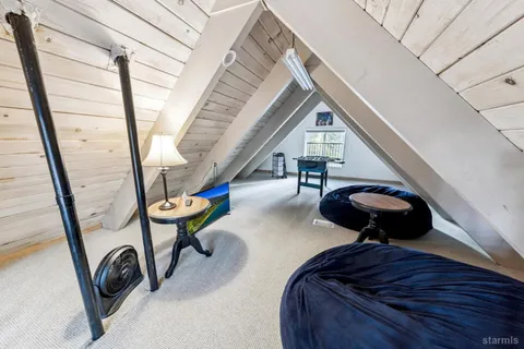 $689,000 | 1586 Crystal Air Drive, South Lake Tahoe, CA 96150