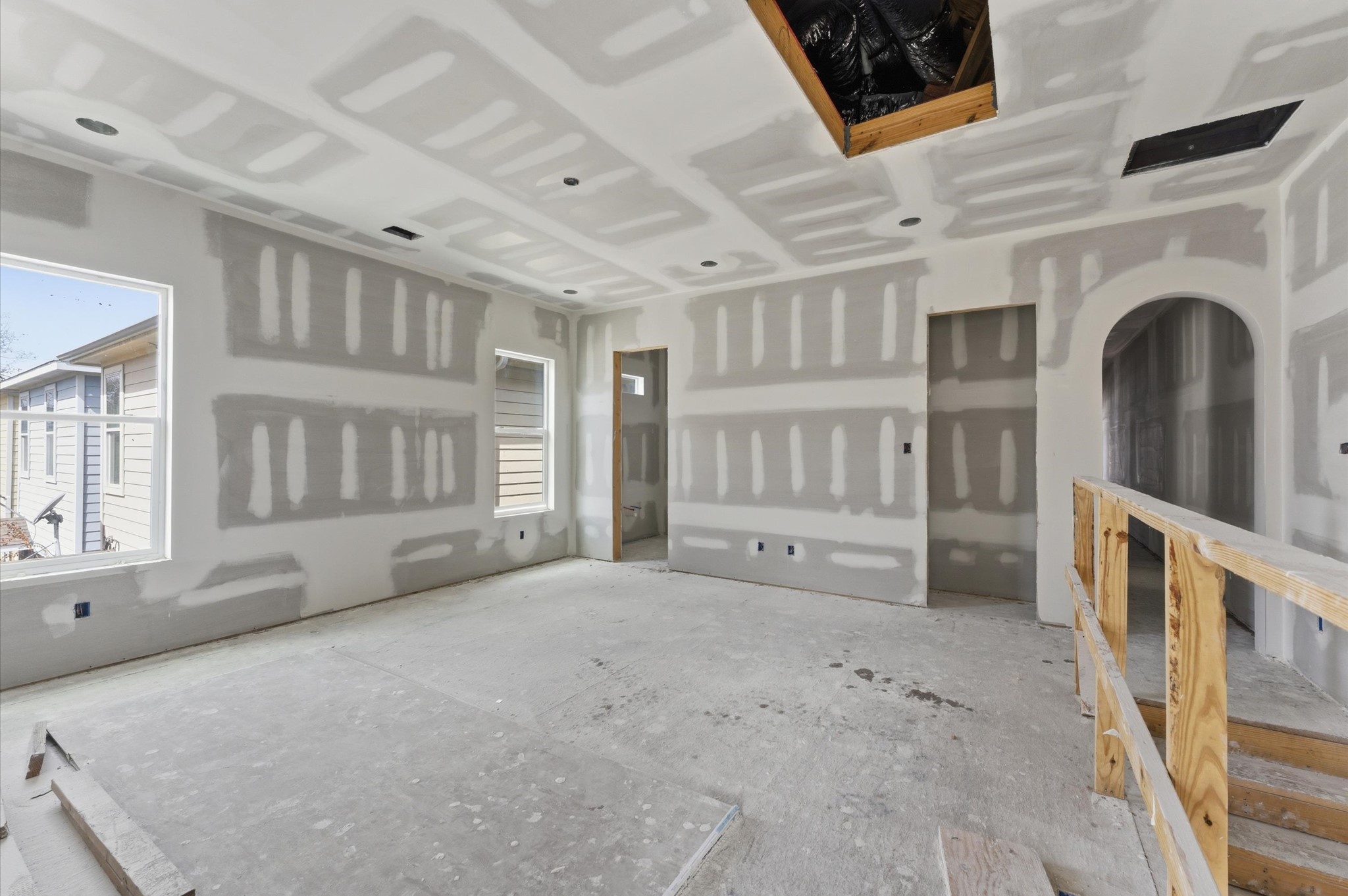 112 East 27th Street Houston, TX 77008 - Photo 17 of 43 Game room or optional bedroom on second floor.