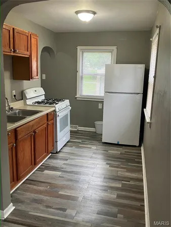 $1,000 | 2662 Lincoln Avenue, Granite City, IL 62040