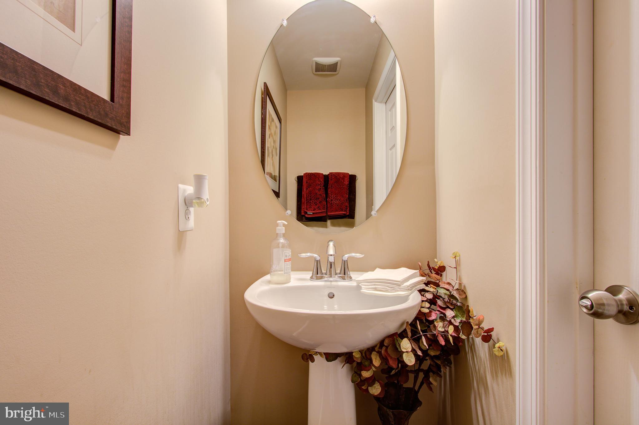 12601 Rustic Rock Lane Beltsville, MD 20705 - Photo 15 of 36 Half Bathroom