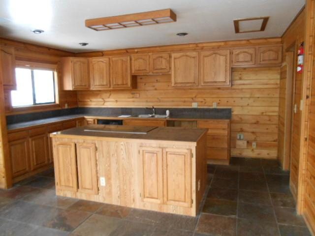 8470 River Road Truckee, CA 96161 - Photo 5 of 14 Gallery Image 5