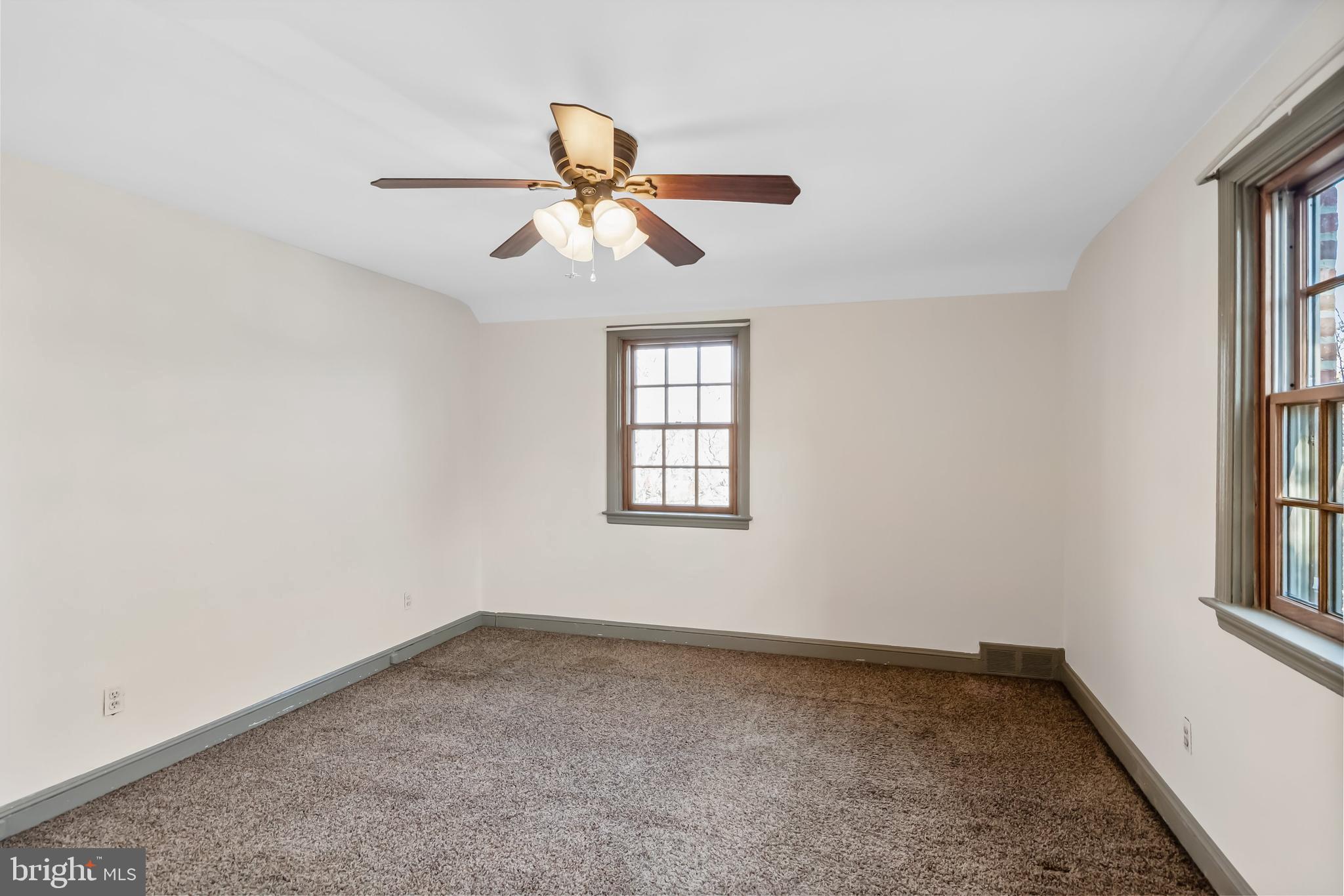 218 Pickwick Road Havertown, PA 19083 - Photo 15 of 29