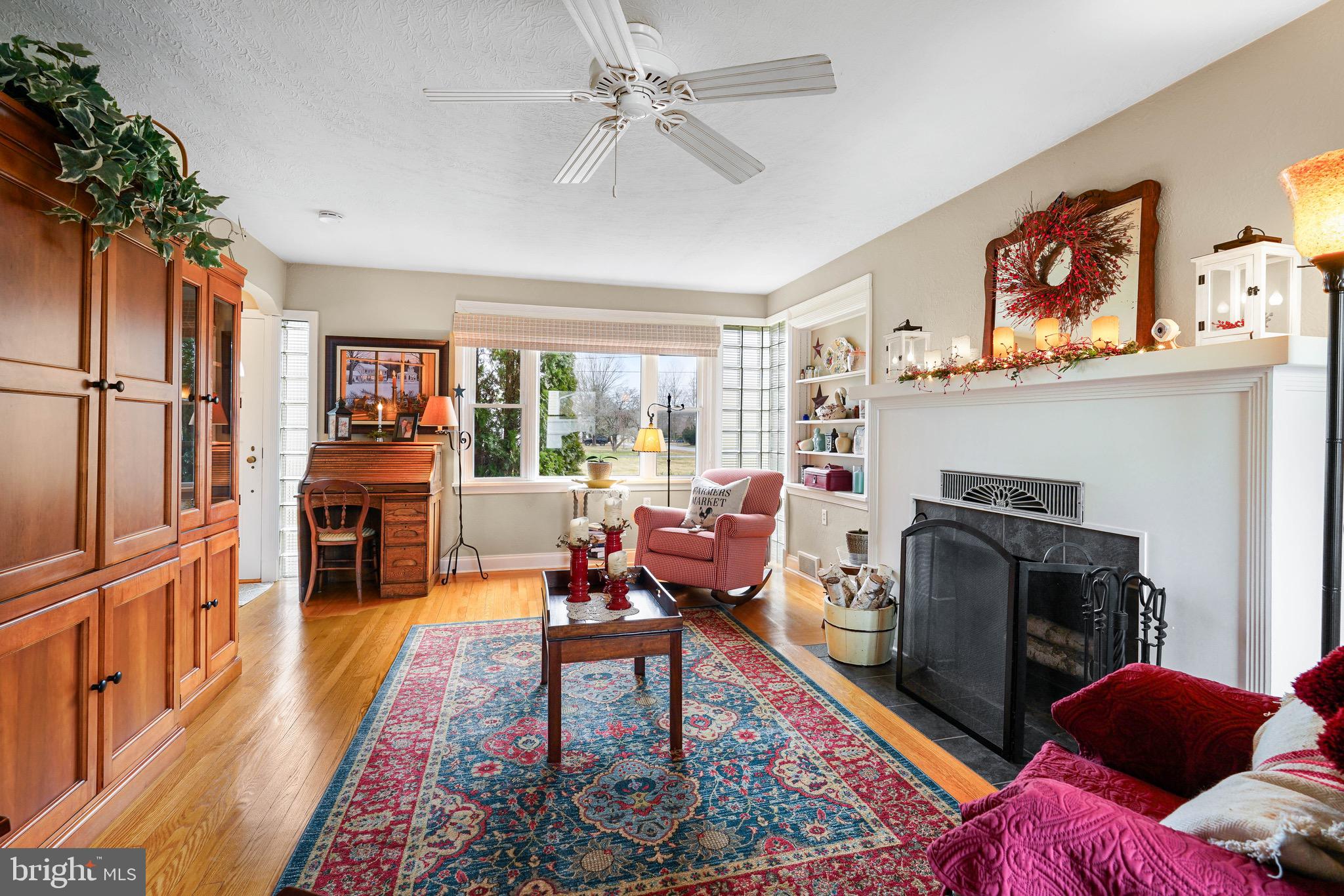 103 Roosevelt Boulevard Elkton, MD 21921 - Photo 7 of 39 Living Room