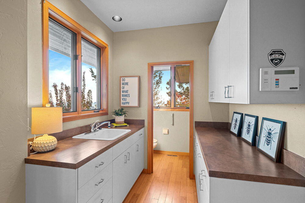 885 Northwest Chelsea Loop Bend, OR 97703 - Photo 51 of 57 96 23-web-or-mls-Riley_Visuals-23
