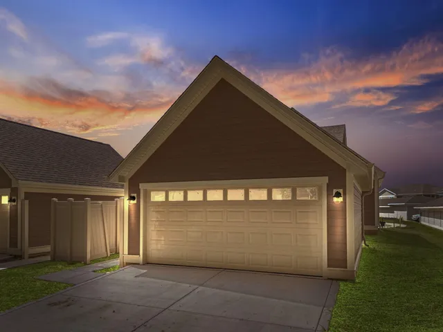 $304,900 | 1183 Harbor Way, Chesterton, IN 46304