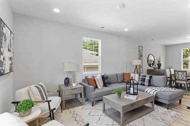 $304,900 | 1183 Harbor Way, Chesterton, IN 46304