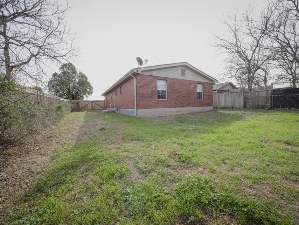 7312 Providence Avenue Austin, TX 78752 - Photo 20 of 22 a house view with a outdoor space