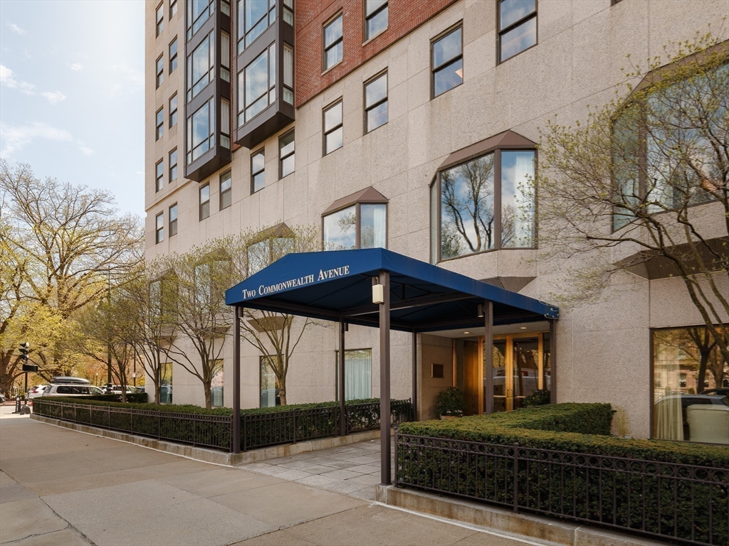 2 Commonwealth Avenue, Unit 8G Boston, MA 02116 - Photo 14 of 20 a front view of a house with roof deck