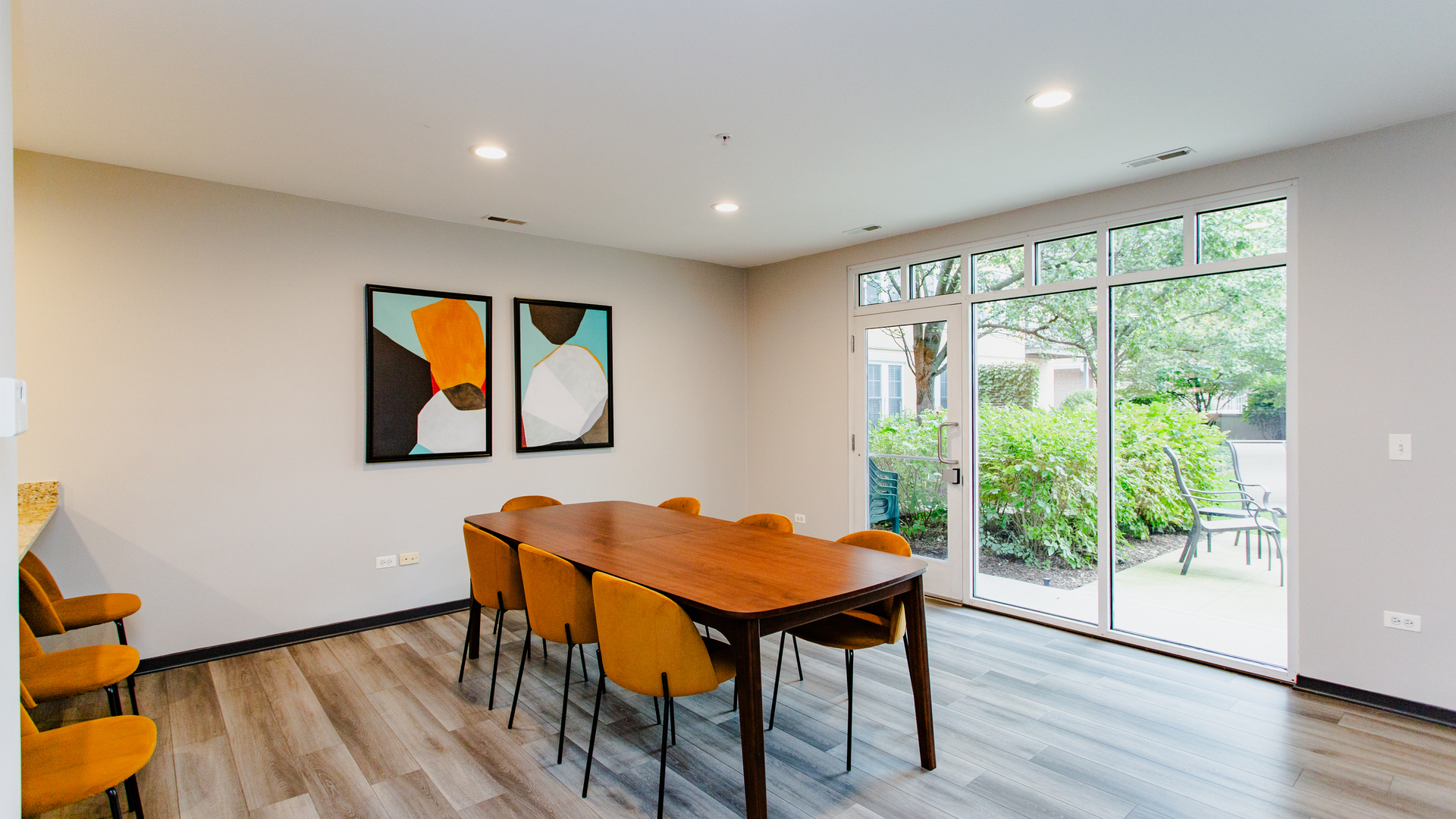 7243 Madison Street, Unit 310 Forest Park, IL 60130 - Photo 20 of 23 a workspace with furniture and wooden floor
