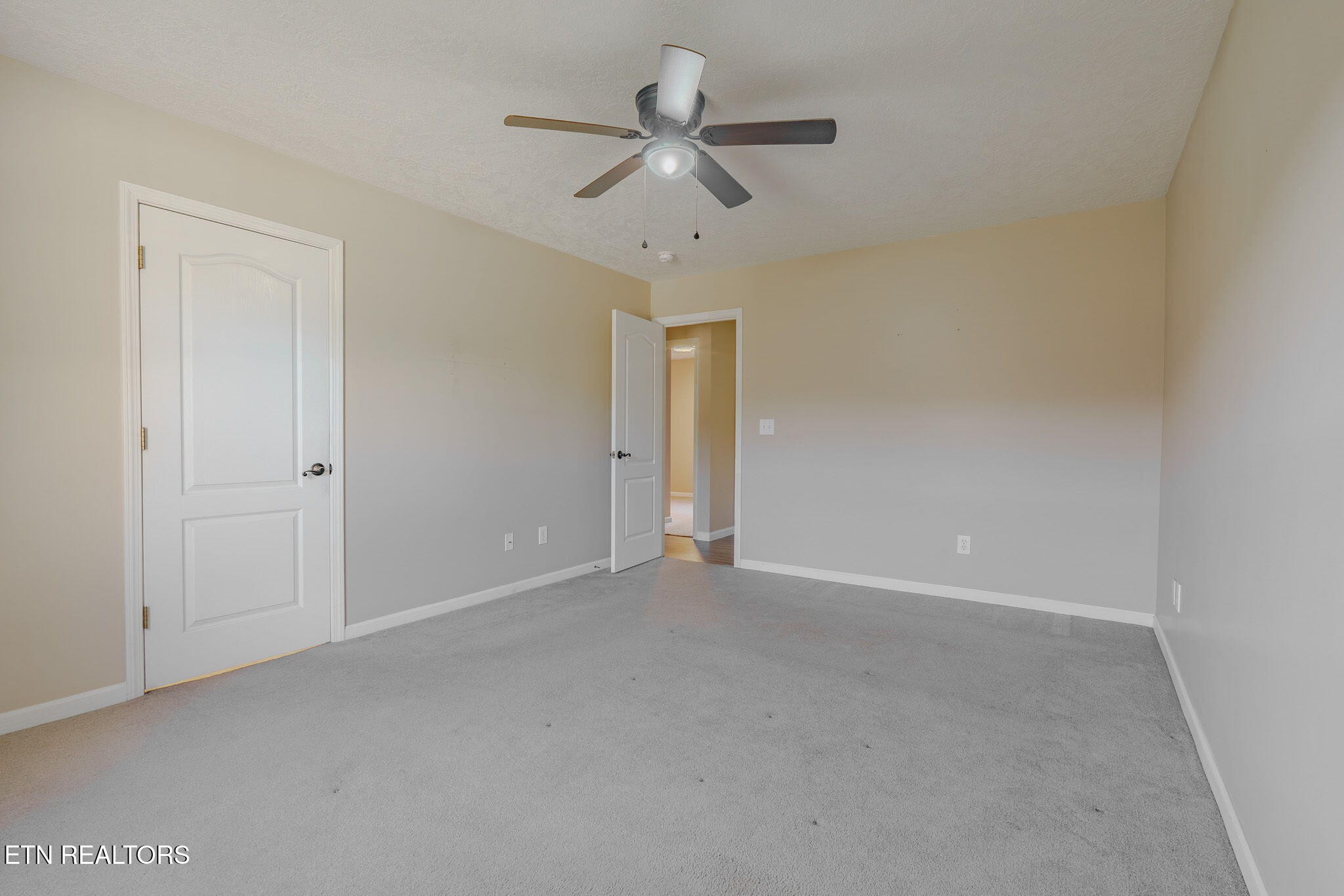 6622 Carina Lane Corryton, TN 37721 - Photo 21 of 30 a view of an empty room