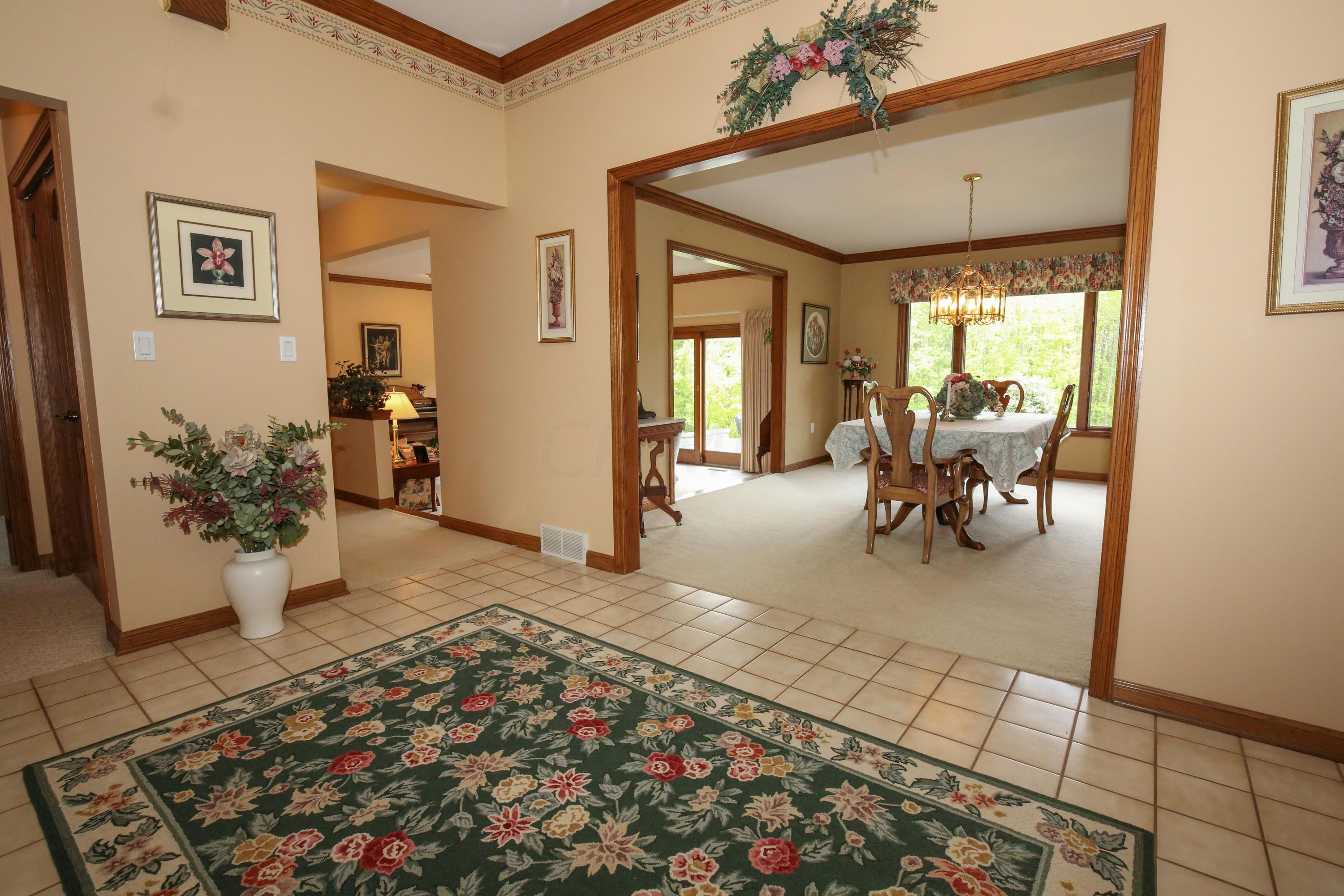 8910 Diley Road Pickerington, OH 43147 - Photo 12 of 72