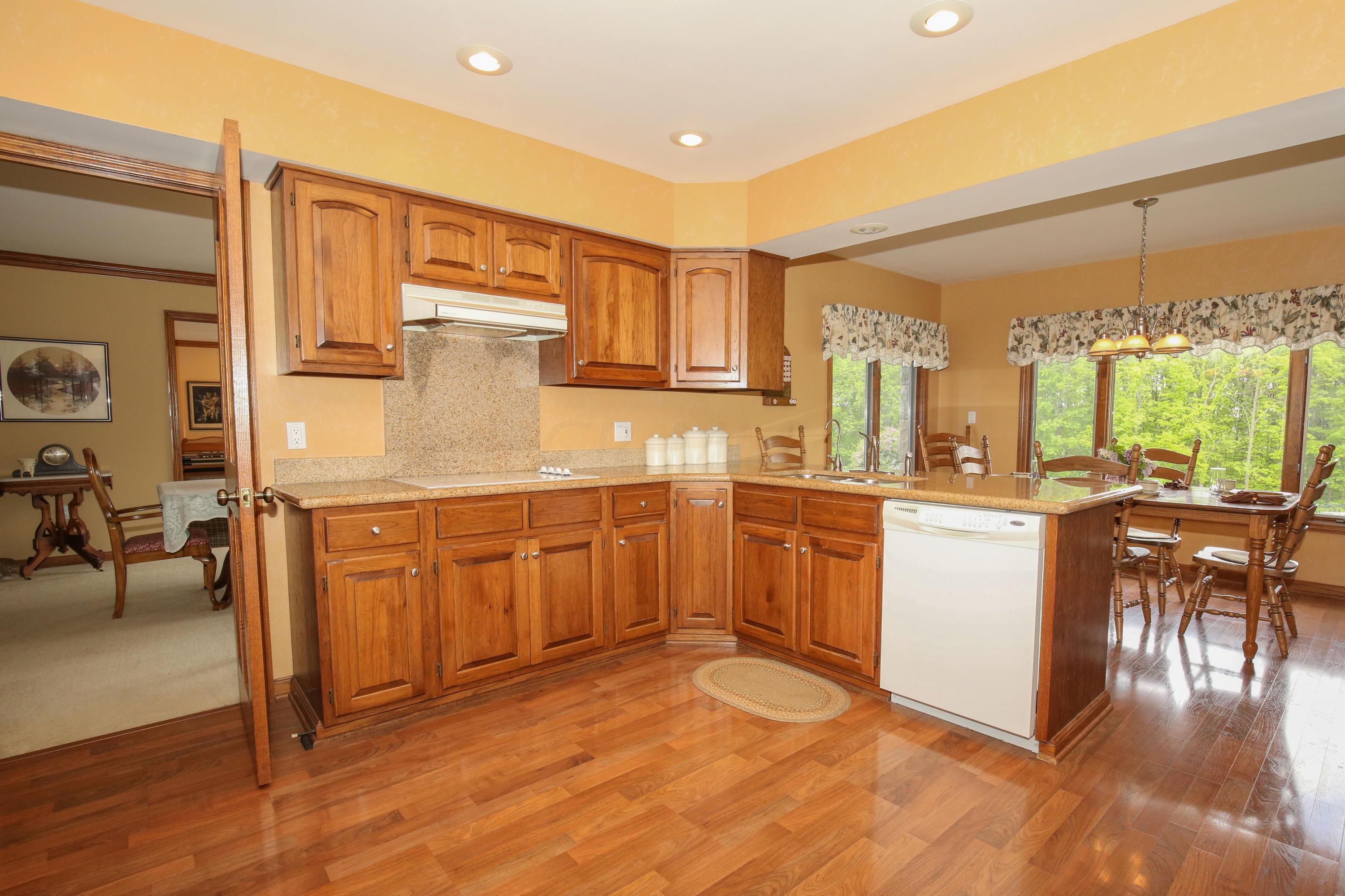 8910 Diley Road Pickerington, OH 43147 - Photo 13 of 72