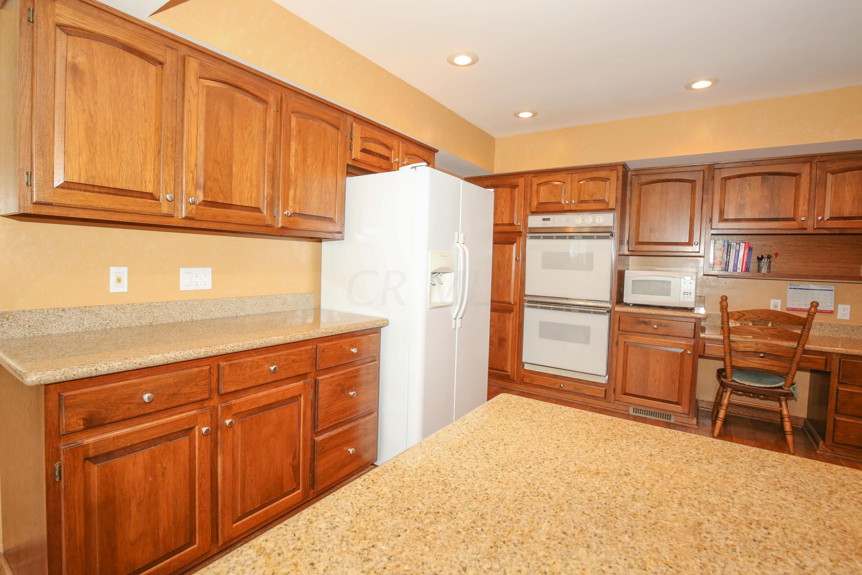 8910 Diley Road Pickerington, OH 43147 - Photo 16 of 72