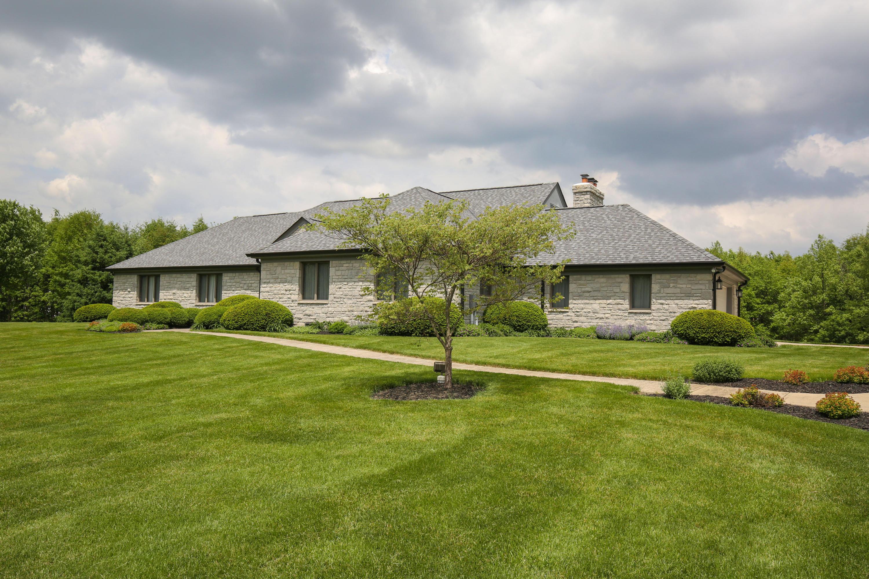 8910 Diley Road Pickerington, OH 43147 - Photo 2 of 72
