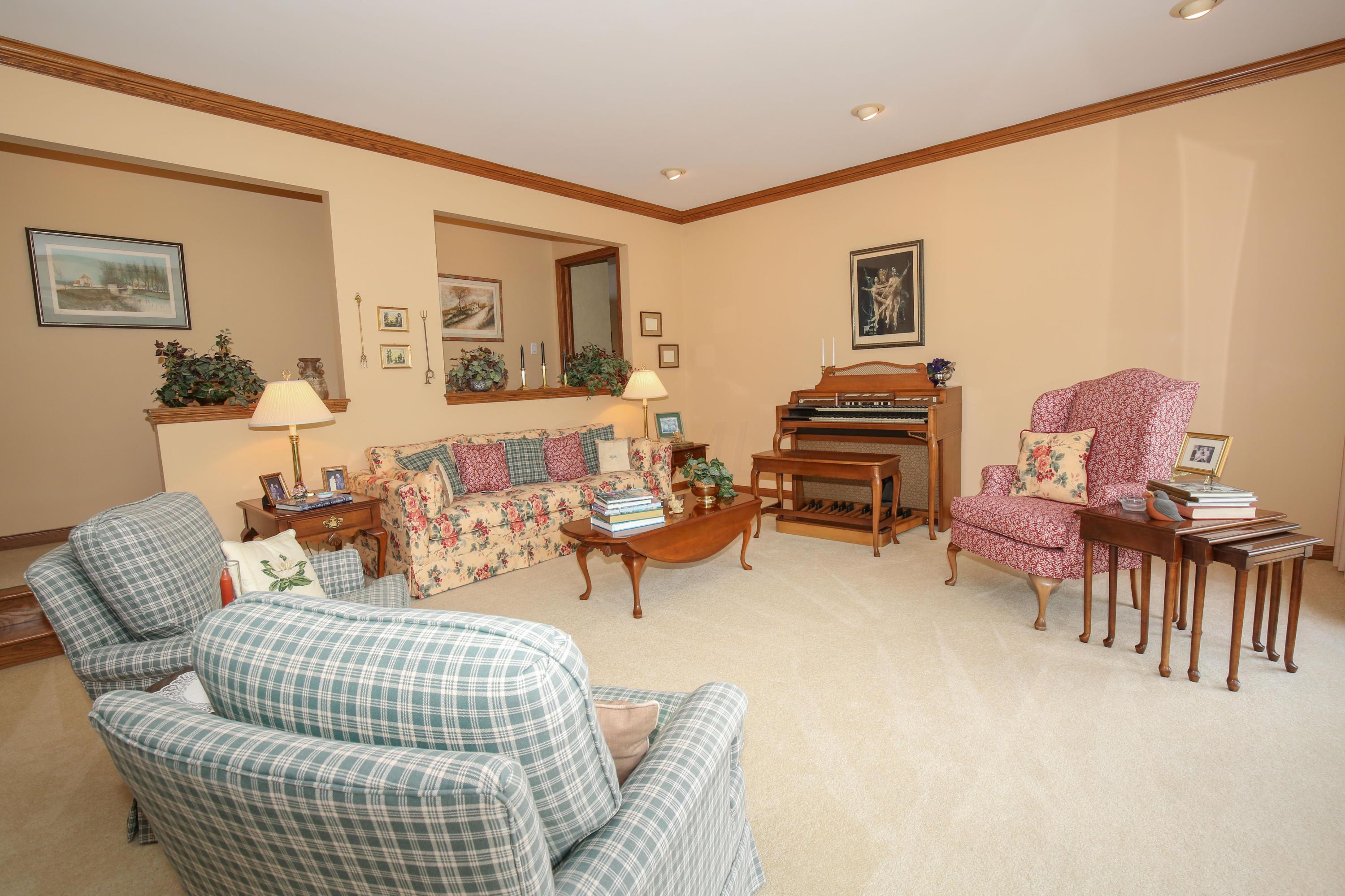 8910 Diley Road Pickerington, OH 43147 - Photo 23 of 72