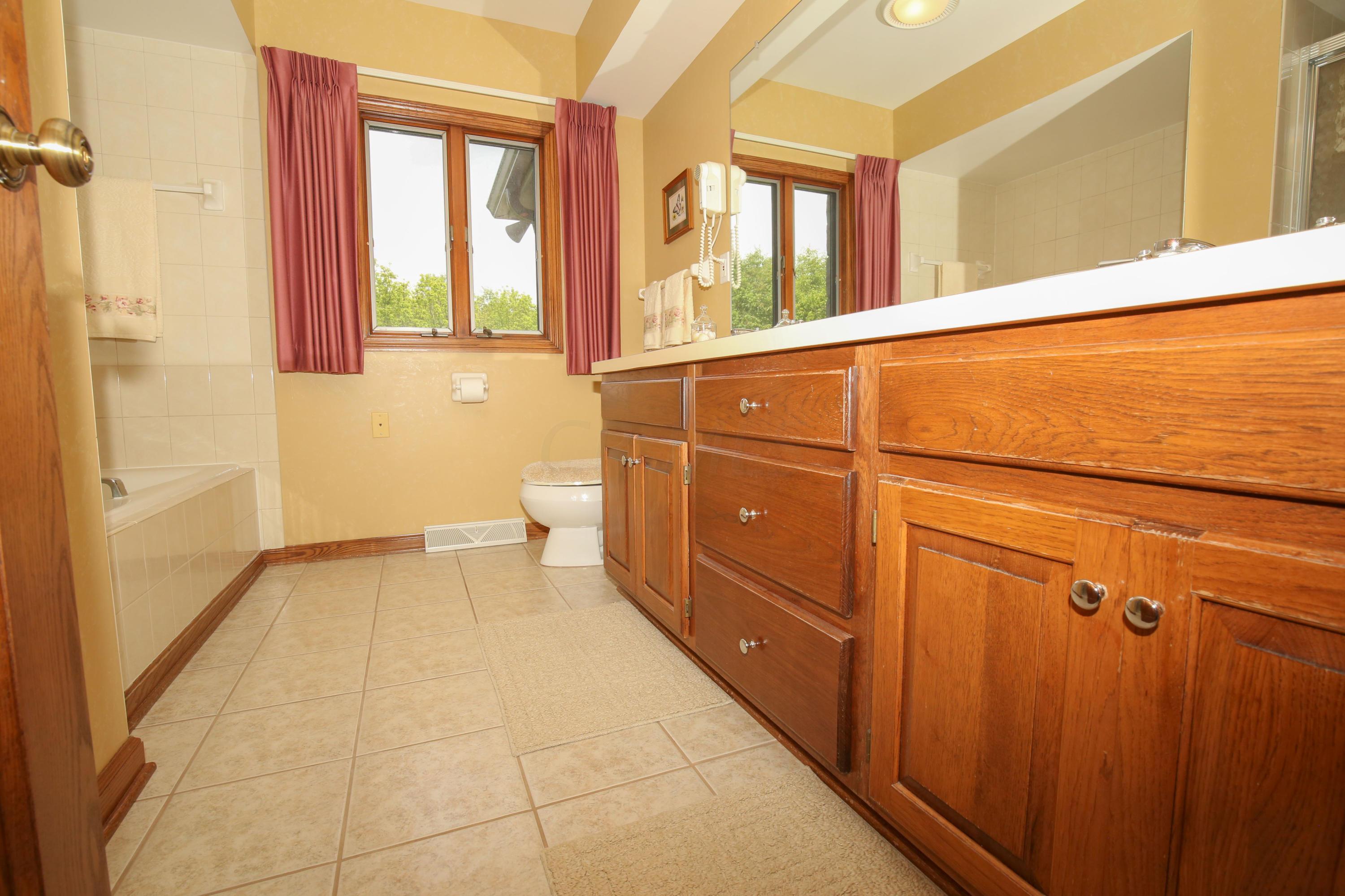 8910 Diley Road Pickerington, OH 43147 - Photo 31 of 72