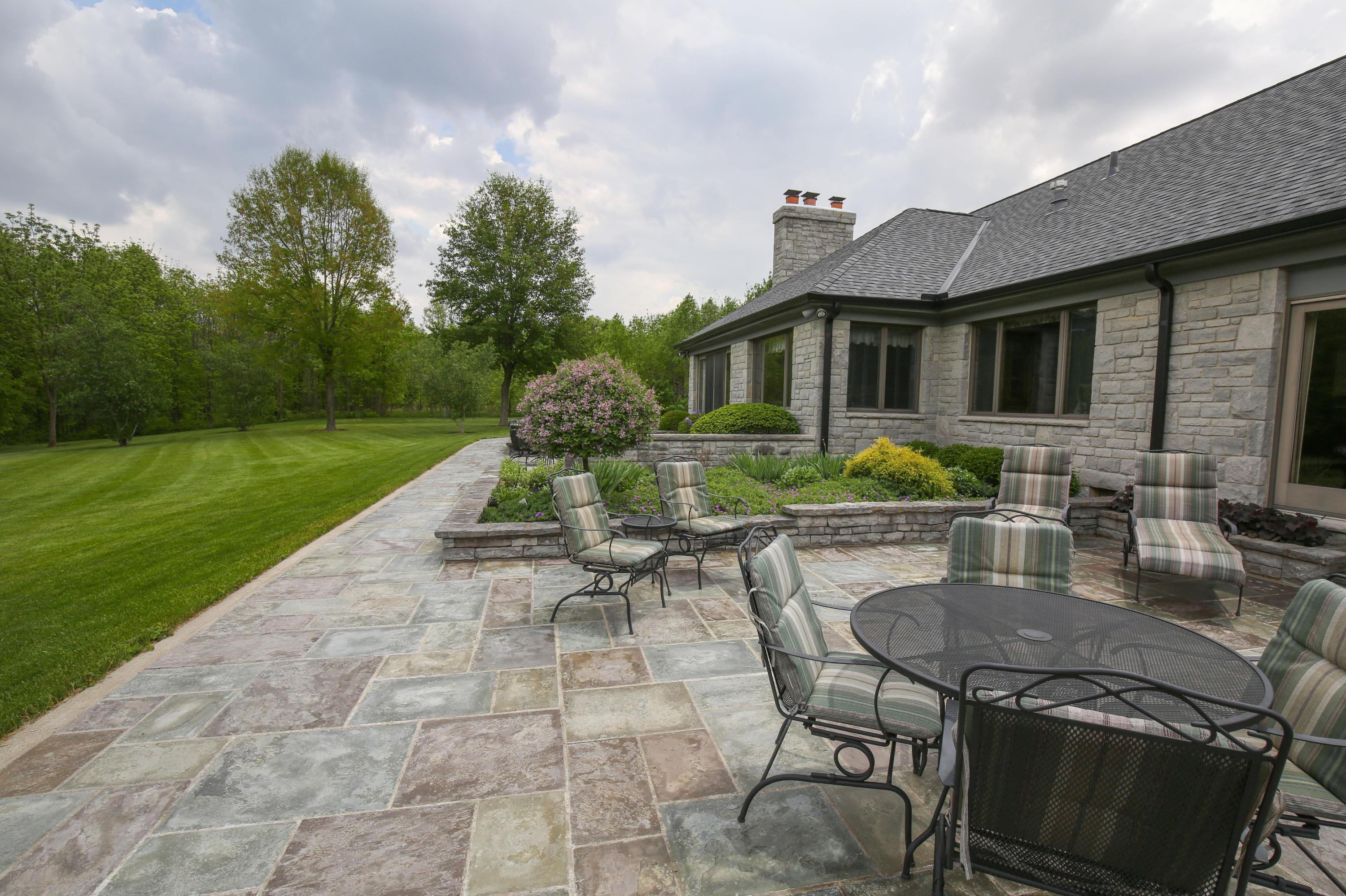 8910 Diley Road Pickerington, OH 43147 - Photo 7 of 72