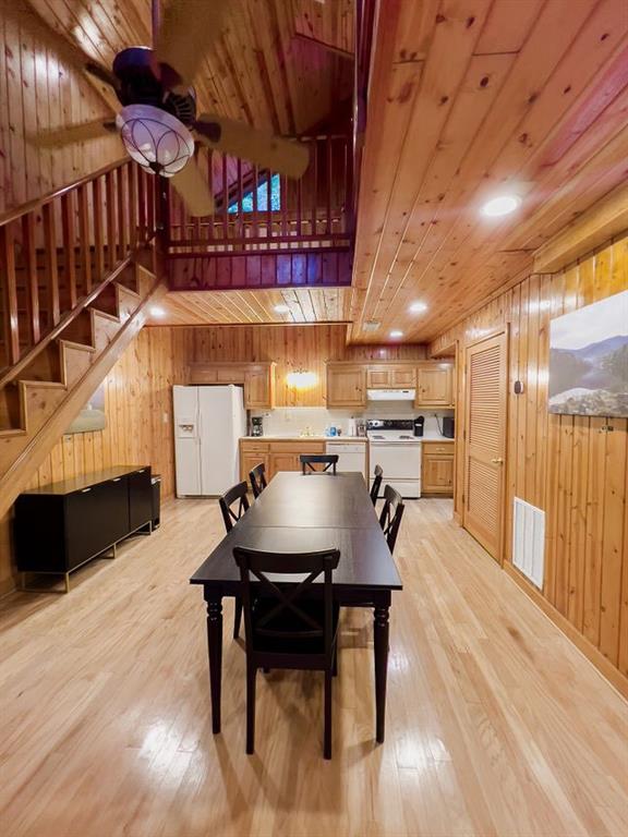 893 Hooper Road Cleveland, GA 30528 - Photo 29 of 68 a dining room with furniture and wooden floor