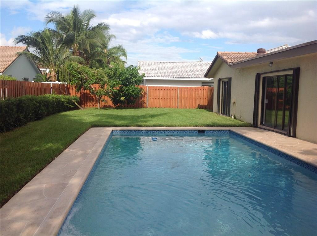 610 Southwest 17th Street Boca Raton, FL 33486 - Photo 21 of 49 a view of outdoor space yard and deck