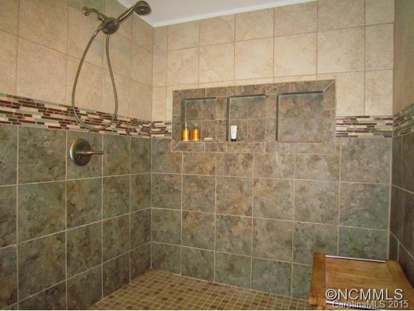 95 Davidson Road Swannanoa, NC 28778 - Photo 16 of 24 Gallery Image 16