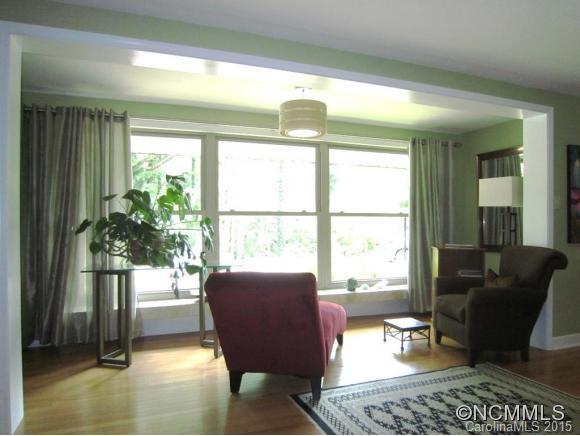 95 Davidson Road Swannanoa, NC 28778 - Photo 4 of 24 Gallery Image 4