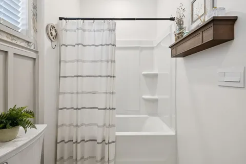 $385,000 | 2140 Quinn Drive, White House, TN 37188