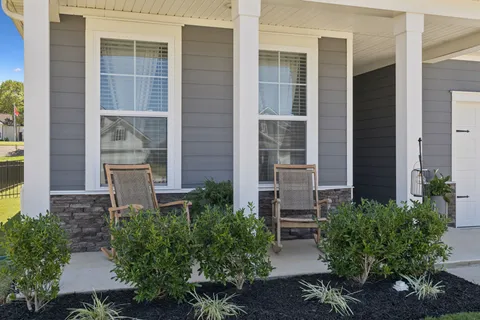 $385,000 | 2140 Quinn Drive, White House, TN 37188