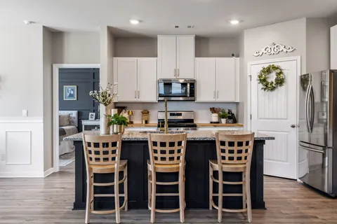 $385,000 | 2140 Quinn Drive, White House, TN 37188