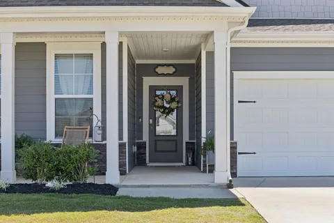 $385,000 | 2140 Quinn Drive, White House, TN 37188