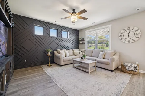 $385,000 | 2140 Quinn Drive, White House, TN 37188