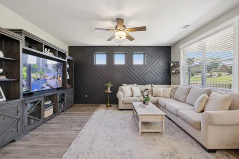 $385,000 | 2140 Quinn Drive, White House, TN 37188