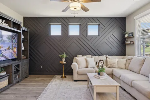 $385,000 | 2140 Quinn Drive, White House, TN 37188