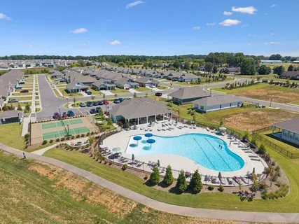 $385,000 | 2140 Quinn Drive, White House, TN 37188