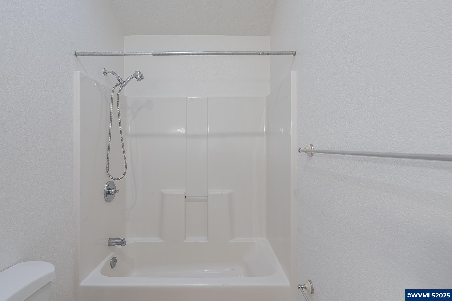 17234 Oakdale Road Dallas, OR 97338 - Photo 24 of 48
