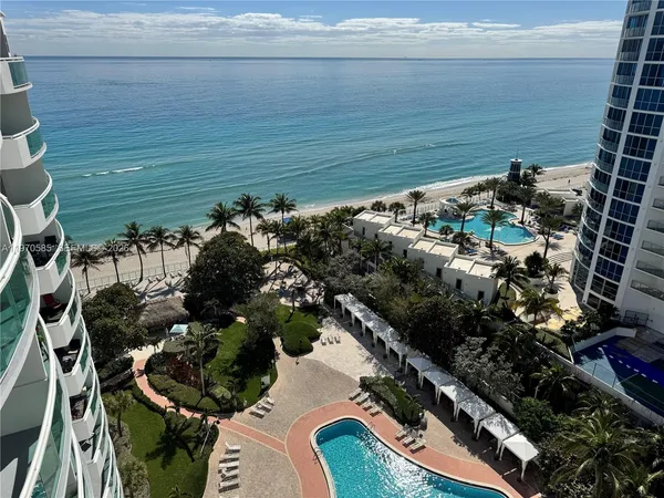 $2,995 | 3001 South Ocean Drive, Unit 1621, Hollywood, FL 33019